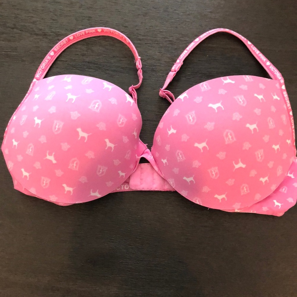 Victoria’s Secret Pink bra